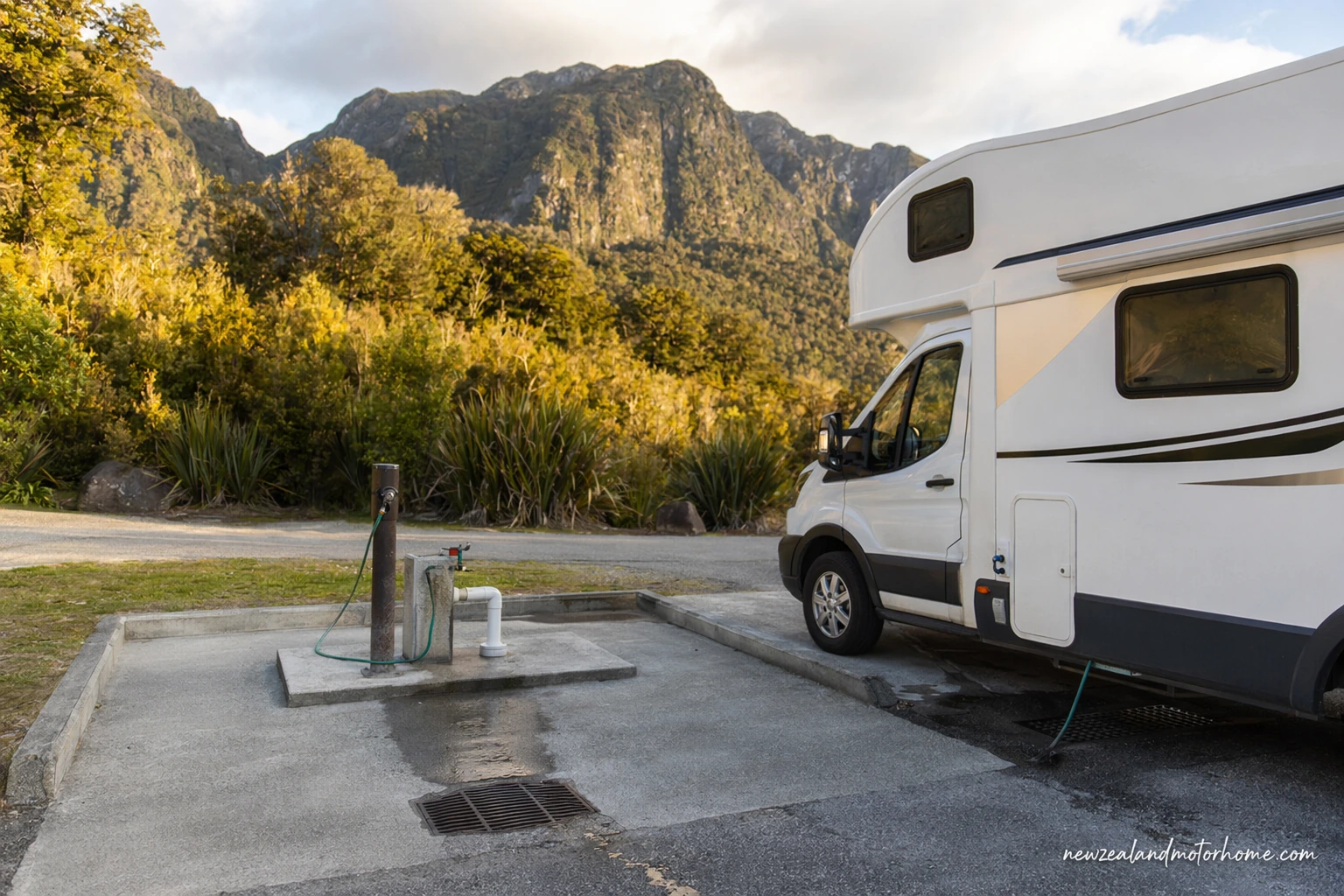 holiday parks napier art deco — campervan travel