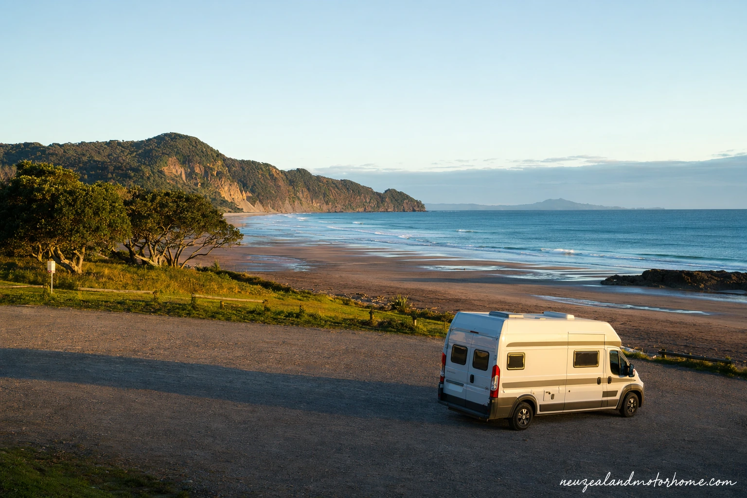 visiting hot water beach by campervan — campervan travel
